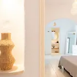 Cybele Tinos